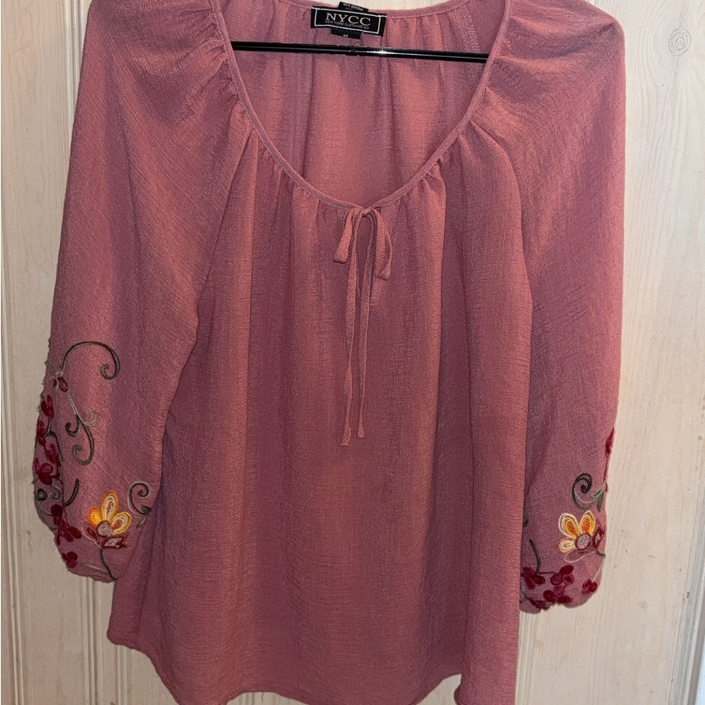 NYC Mauve Blouse with Floral Embroidery